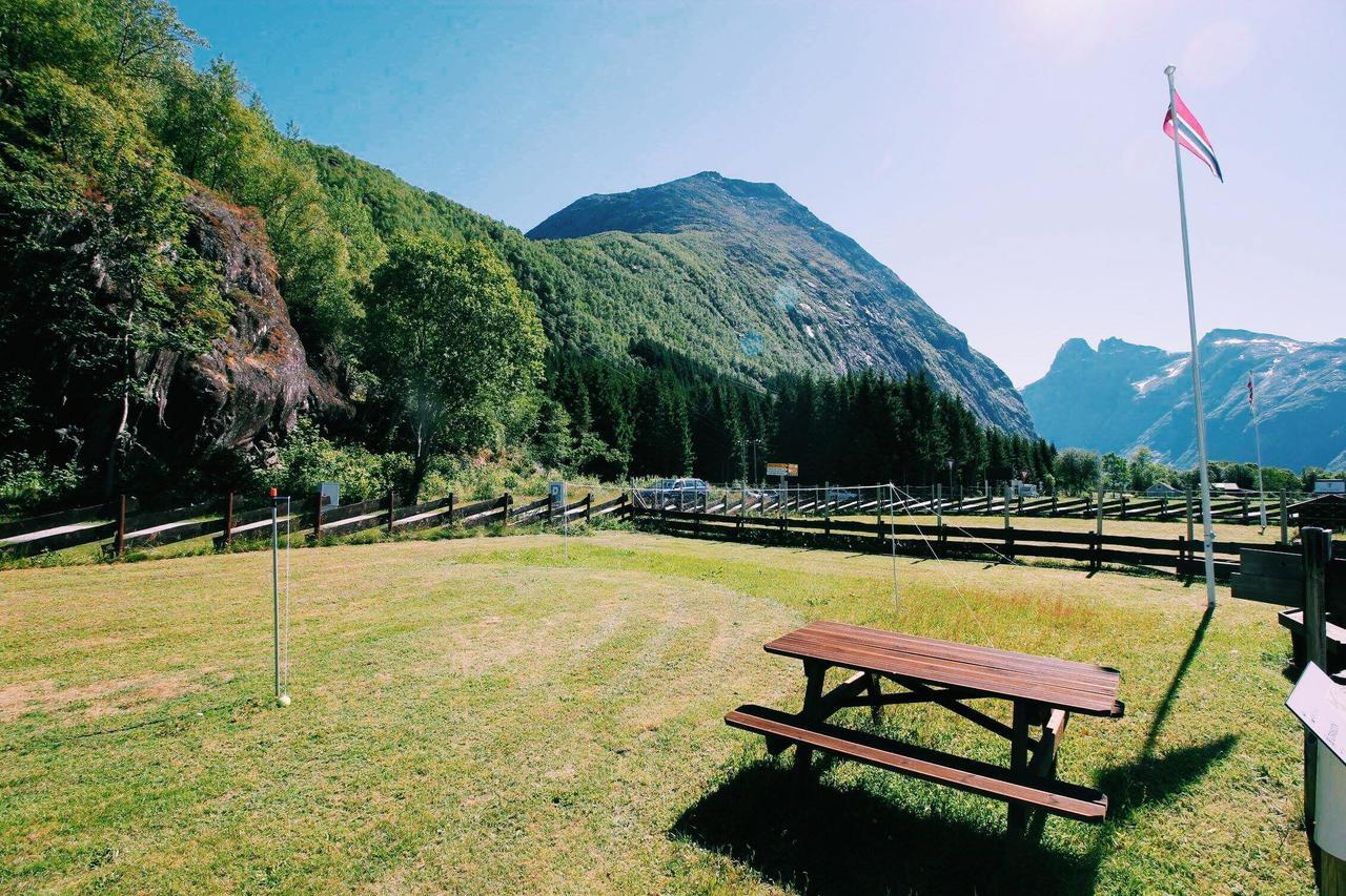 Trollstigen Resort Andalsnes Bagian luar foto